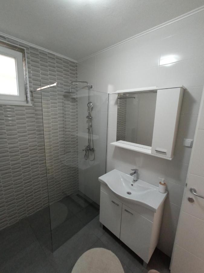 Sun Studio Apartment Komolac エクステリア 写真