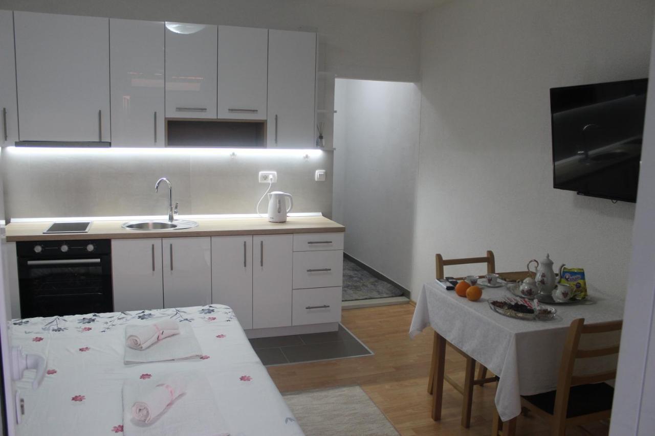 Sun Studio Apartment Komolac エクステリア 写真