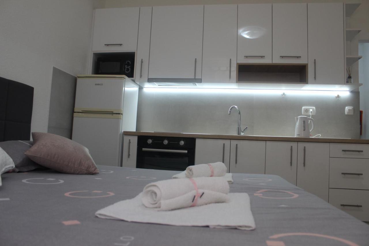 Sun Studio Apartment Komolac エクステリア 写真